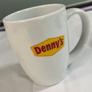 NWOT Denny’s restaurant diner logo Oneida White Mug coffee lover